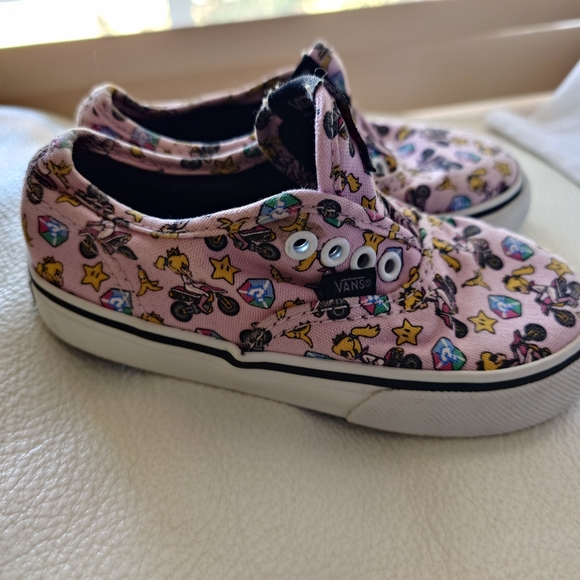 Vans x Mario Princess Peach Game Over - Picture 3 of 4